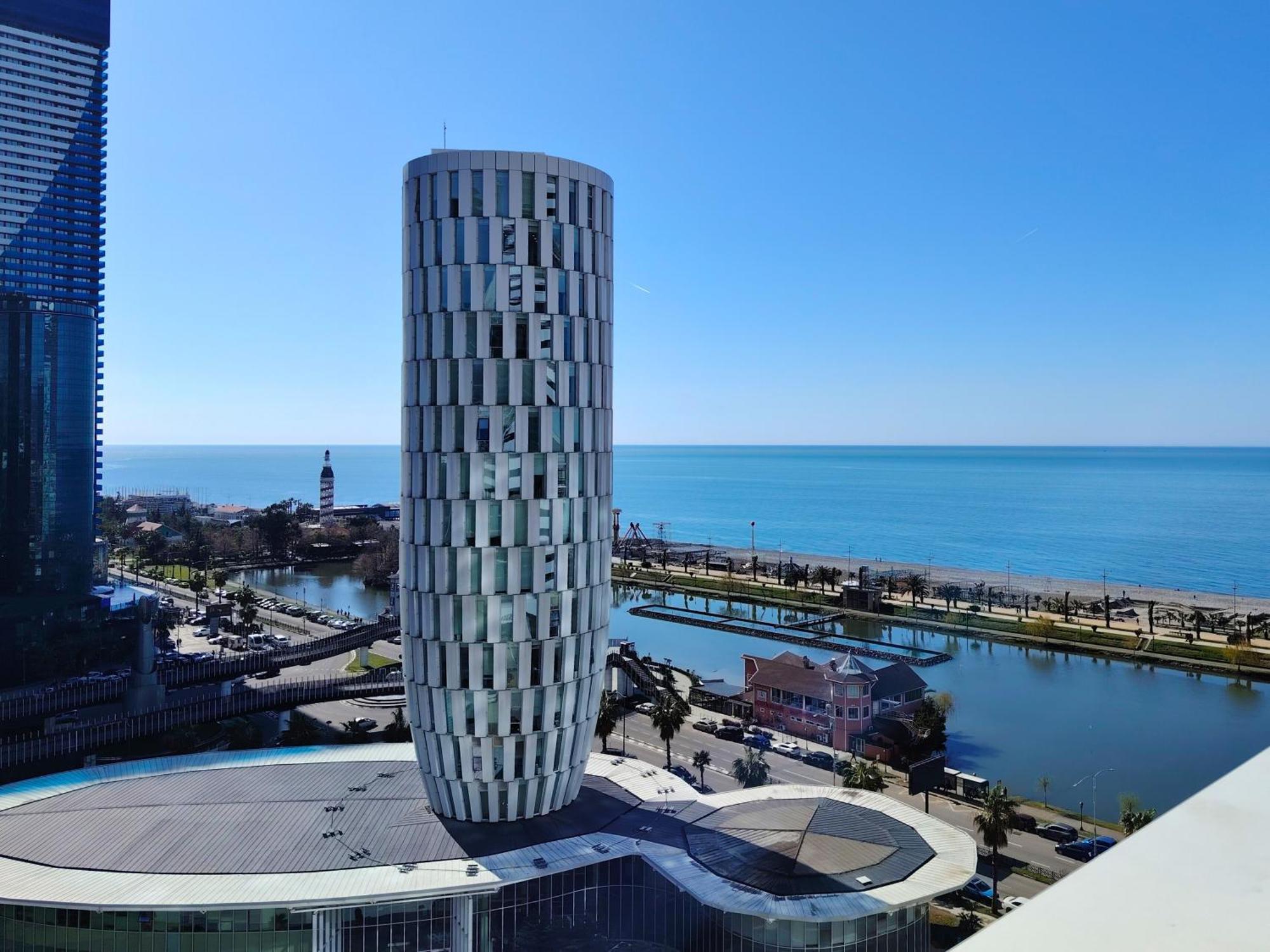 Aphrodite Apartments バトゥーミ エクステリア 写真
