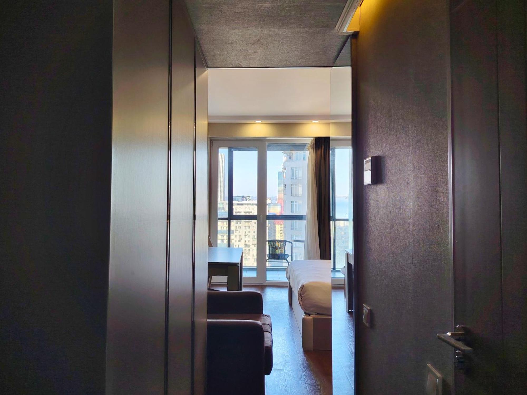 Aphrodite Apartments バトゥーミ エクステリア 写真