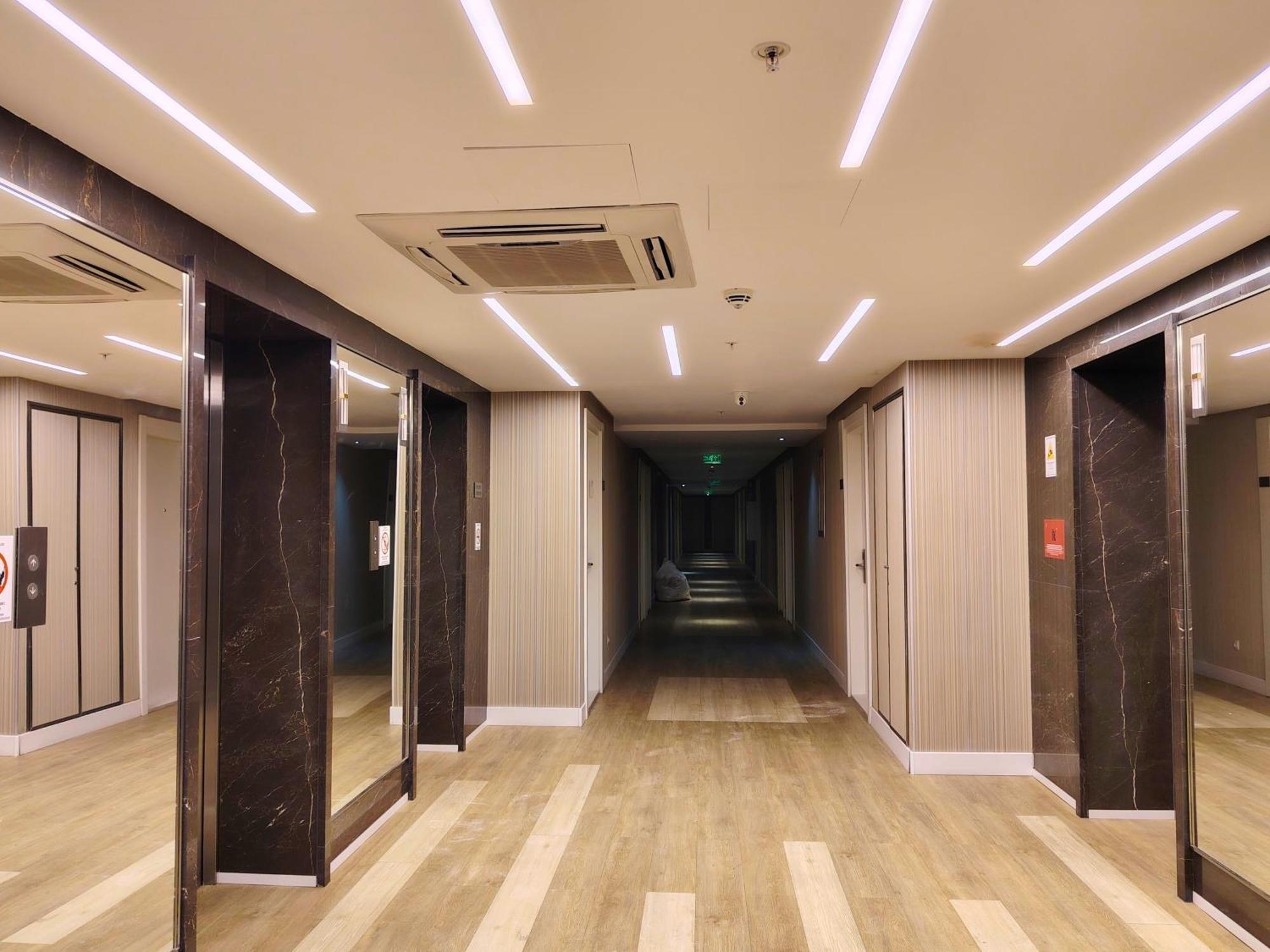 Aphrodite Apartments バトゥーミ エクステリア 写真